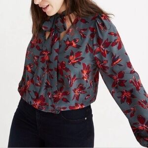 Madewell Women’s Size XS  Silk Tie Neck Wrap Top in Winter Orchid Multi Green